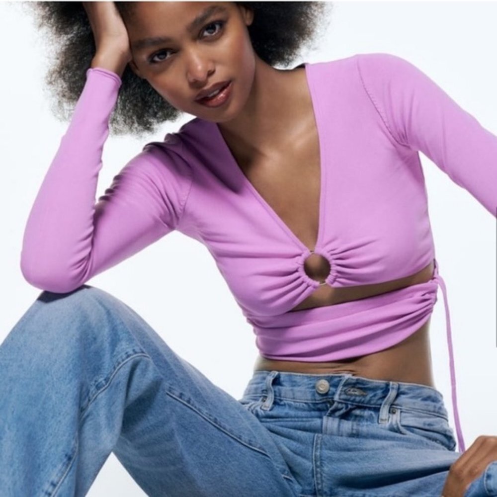 Zara Cut Out Knit Top Size Medium Read Description